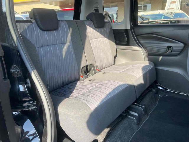 ソリオ Ｇ　両側スライドドア　クリアランスソナー　レーンアシスト　衝突被害軽減システム　スマートキー　電動格納ミラー　ウォークスルー　ＣＶＴ　盗難防止システム　衝突安全ボディ　ＡＢＳ　ＥＳＣ　エアコン（35枚目）