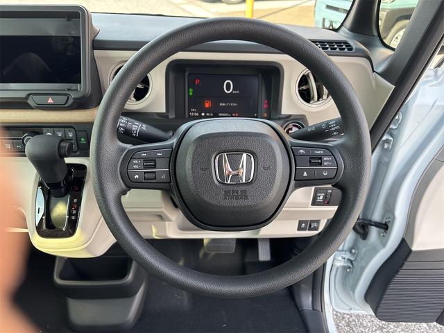 N-BOX ベースグレード バックカメラ 両側スライド・片側電動 クリアランスソナー オートクルーズコントロール レーンアシスト オートライト スマートキー アイドリングストップ 電動格納ミラー シートヒーター ベンチシート(5枚目)