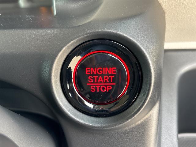 N-BOX ベースグレード バックカメラ 両側スライド・片側電動 クリアランスソナー オートクルーズコントロール レーンアシスト オートライト スマートキー アイドリングストップ 電動格納ミラー シートヒーター ベンチシート(10枚目)