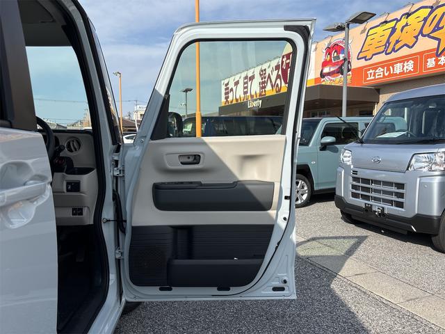N-BOX ベースグレード バックカメラ 両側スライド・片側電動 クリアランスソナー オートクルーズコントロール レーンアシスト オートライト スマートキー アイドリングストップ 電動格納ミラー シートヒーター ベンチシート(35枚目)