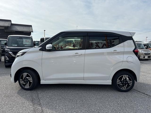 デイズ 　バックカメラ　クリアランスソナー　オートライト　スマートキー　アイドリングストップ　電動格納ミラー　シートヒーター　ベンチシート　ＣＶＴ　ＥＳＣ　アルミホイール　エアコン　パワーステアリング（21枚目）