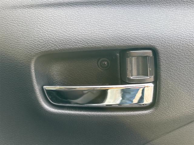 デイズ 　バックカメラ　クリアランスソナー　オートライト　スマートキー　アイドリングストップ　電動格納ミラー　シートヒーター　ベンチシート　ＣＶＴ　ＥＳＣ　アルミホイール　エアコン　パワーステアリング（35枚目）