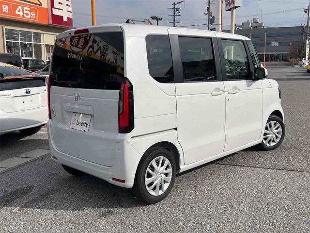 Ｎ－ＢＯＸ ベースグレード　バックカメラ　両側スライド・片側電動　クリアランスソナー　オートクルーズコントロール　レーンアシスト　オートライト　スマートキー　電動格納ミラー　ベンチシート　ＣＶＴ　ＥＳＣ　チップアップシート（17枚目）