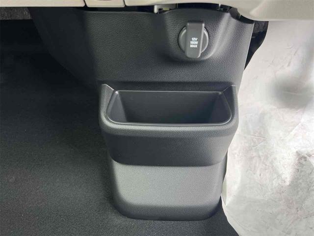 Ｎ－ＢＯＸ ベースグレード　バックカメラ　両側スライド・片側電動　クリアランスソナー　オートクルーズコントロール　レーンアシスト　オートライト　スマートキー　電動格納ミラー　ベンチシート　ＣＶＴ　ＥＳＣ　チップアップシート（38枚目）