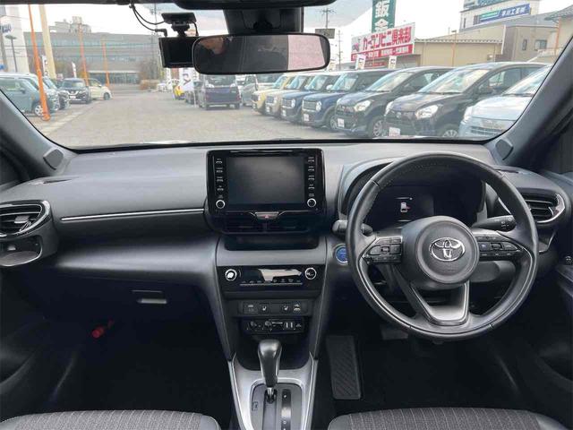 ヤリスクロス ハイブリッドZ ディスプレイオーディオ ETC 全周囲カメラ オートクルーズコントロール レーンアシスト パワーシート 衝突被害軽減システム ナビ オートマチックハイビーム オートライト LEDヘッドランプ(5枚目)