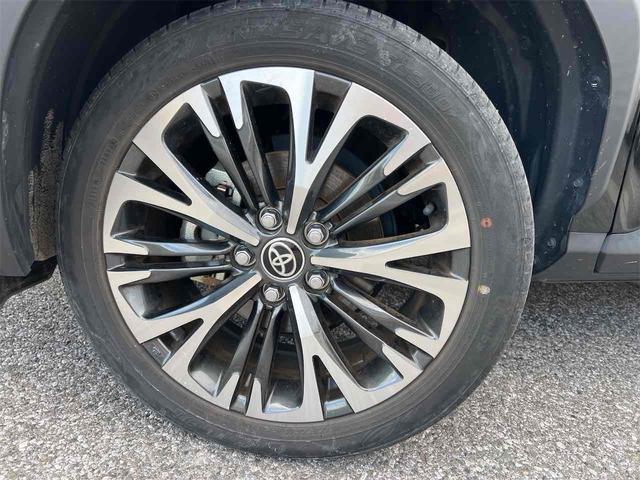 ヤリスクロス ハイブリッドZ ディスプレイオーディオ ETC 全周囲カメラ オートクルーズコントロール レーンアシスト パワーシート 衝突被害軽減システム ナビ オートマチックハイビーム オートライト LEDヘッドランプ(23枚目)