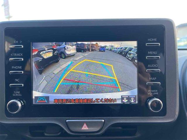 ヤリス Ｘ　バックカメラ　ナビ　レーンアシスト　衝突被害軽減システム　オートマチックハイビーム　オートライト　キーレスエントリー　電動格納ミラー　ＣＶＴ　盗難防止システム　衝突安全ボディ（9枚目）