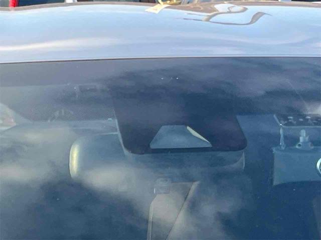 ヤリス Ｘ　バックカメラ　ナビ　レーンアシスト　衝突被害軽減システム　オートマチックハイビーム　オートライト　キーレスエントリー　電動格納ミラー　ＣＶＴ　盗難防止システム　衝突安全ボディ（25枚目）