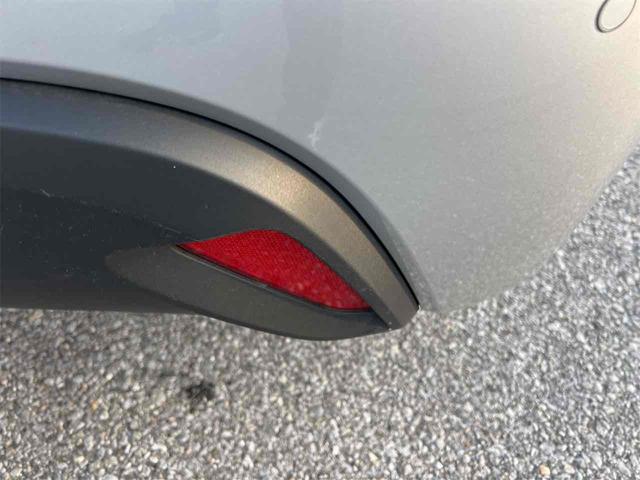 ヤリス Ｘ　バックカメラ　ナビ　レーンアシスト　衝突被害軽減システム　オートマチックハイビーム　オートライト　キーレスエントリー　電動格納ミラー　ＣＶＴ　盗難防止システム　衝突安全ボディ（28枚目）