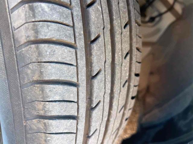 ヤリス Ｘ　バックカメラ　ナビ　レーンアシスト　衝突被害軽減システム　オートマチックハイビーム　オートライト　キーレスエントリー　電動格納ミラー　ＣＶＴ　盗難防止システム　衝突安全ボディ（31枚目）