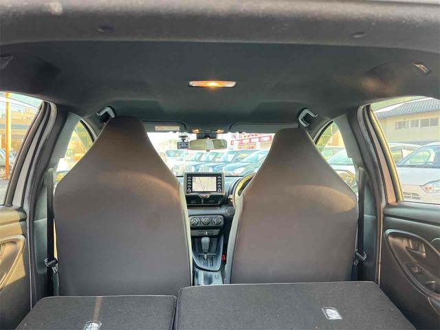 ヤリス Ｘ　バックカメラ　ナビ　レーンアシスト　衝突被害軽減システム　オートマチックハイビーム　オートライト　キーレスエントリー　電動格納ミラー　ＣＶＴ　盗難防止システム　衝突安全ボディ（35枚目）