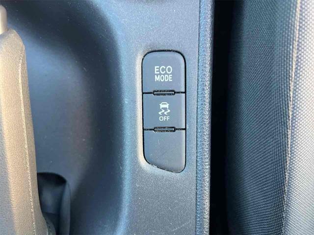 ヤリス Ｘ　バックカメラ　ナビ　レーンアシスト　衝突被害軽減システム　オートマチックハイビーム　オートライト　キーレスエントリー　電動格納ミラー　ＣＶＴ　盗難防止システム　衝突安全ボディ（43枚目）