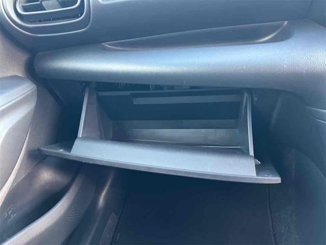 ヤリス Ｘ　バックカメラ　ナビ　レーンアシスト　衝突被害軽減システム　オートマチックハイビーム　オートライト　キーレスエントリー　電動格納ミラー　ＣＶＴ　盗難防止システム　衝突安全ボディ（46枚目）