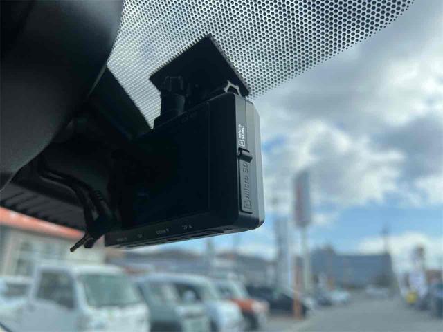 デイズ Ｘ　バックカメラ　スマートキー　アイドリングストップ　電動格納ミラー　ベンチシート　ＣＶＴ　ＣＤ　アルミホイール　エアコン　パワーステアリング（13枚目）