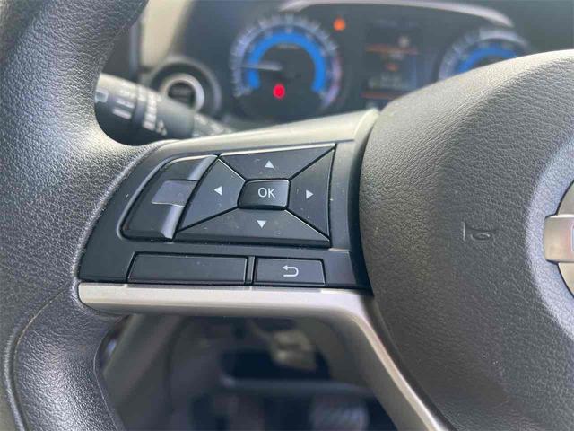 デイズ Ｘ　バックカメラ　スマートキー　アイドリングストップ　電動格納ミラー　ベンチシート　ＣＶＴ　ＣＤ　アルミホイール　エアコン　パワーステアリング（14枚目）