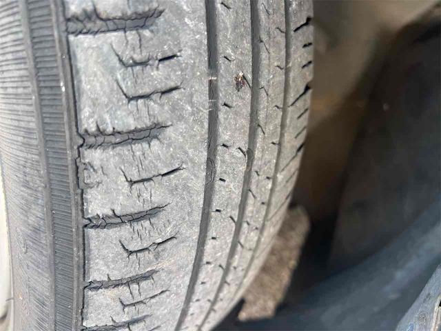 デイズ Ｘ　バックカメラ　スマートキー　アイドリングストップ　電動格納ミラー　ベンチシート　ＣＶＴ　ＣＤ　アルミホイール　エアコン　パワーステアリング（24枚目）