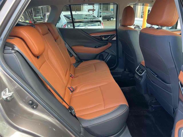 スバル レガシィアウトバック 38枚目