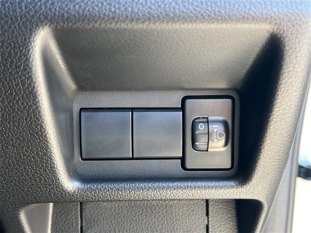 スペーシアカスタム ハイブリッドGS 両側スライド・片側電動 クリアランスソナー オートクルーズコントロール レーンアシスト 衝突被害軽減システム LEDヘッドランプ スマートキー アイドリングストップ 電動格納ミラー シートヒーター(39枚目)