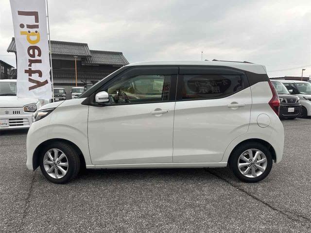 デイズ X ETC 全周囲カメラ ナビ オートライト スマートキー アイドリングストップ 電動格納ミラー ベンチシート CVT ABS CD USB ミュージックプレイヤー接続可(25枚目)