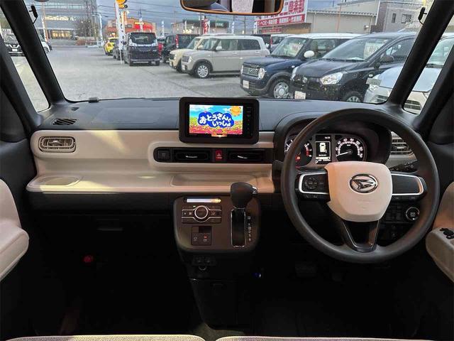 ムーヴキャンバス ストライプスG ETC バックカメラ 両側電動スライドドア ナビ TV クリアランスソナー 衝突被害軽減システム オートライト スマートキー アイドリングストップ 電動格納ミラー シートヒーター ベンチシート CVT(5枚目)