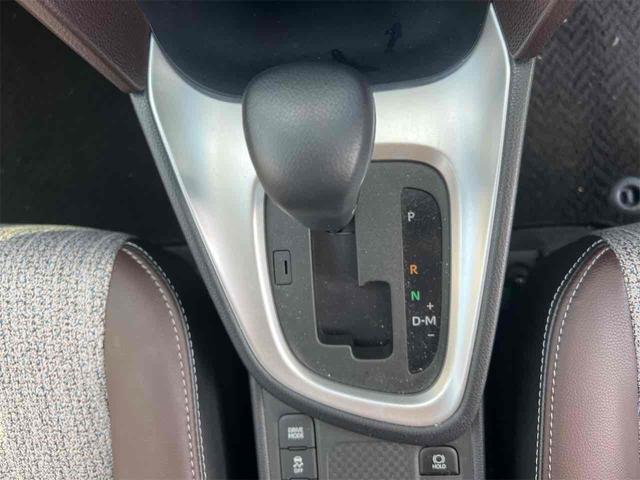 ヤリスクロス Ｚ　純正ディスプレイオーディオ　ＥＴＣ　全周囲カメラ　クリアランスソナー　オートクルーズコントロール　レーンアシスト　パワーシート　衝突被害軽減システム　オートマチックハイビーム　ＬＥＤヘッドランプ（11枚目）