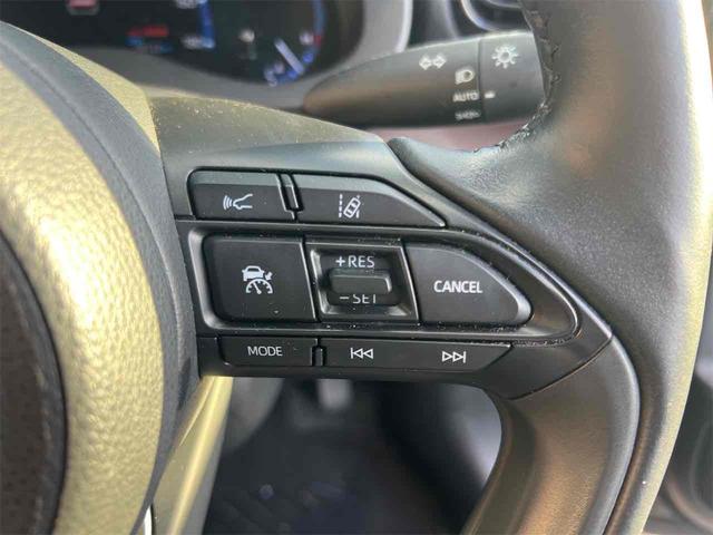 ヤリスクロス Ｚ　純正ディスプレイオーディオ　ＥＴＣ　全周囲カメラ　クリアランスソナー　オートクルーズコントロール　レーンアシスト　パワーシート　衝突被害軽減システム　オートマチックハイビーム　ＬＥＤヘッドランプ（13枚目）