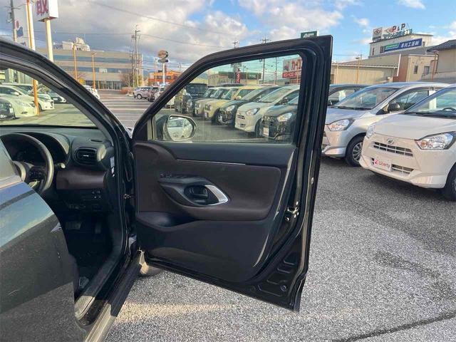 ヤリスクロス Ｚ　純正ディスプレイオーディオ　ＥＴＣ　全周囲カメラ　クリアランスソナー　オートクルーズコントロール　レーンアシスト　パワーシート　衝突被害軽減システム　オートマチックハイビーム　ＬＥＤヘッドランプ（42枚目）