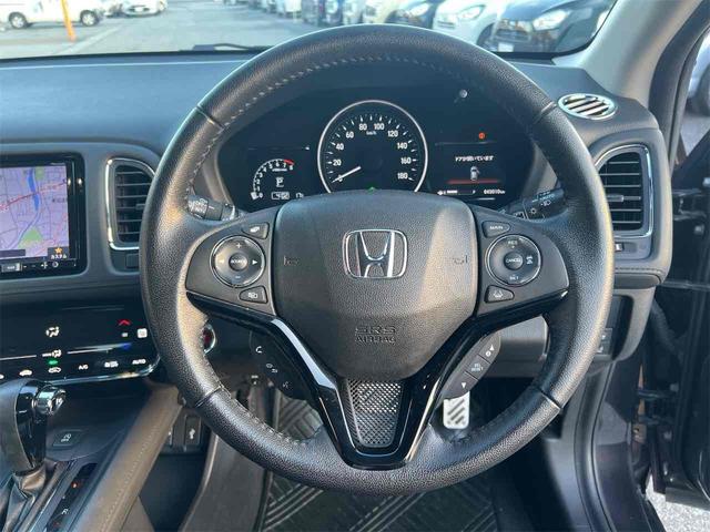 ヴェゼル Ｘ　ＥＴＣ　バックカメラ　オートクルーズコントロール　レーンアシスト　衝突被害軽減システム　ナビ　ＴＶ　オートライト　ＬＥＤヘッドランプ　アルミホイール　スマートキー（10枚目）