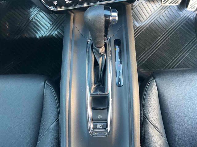 ヴェゼル Ｘ　ＥＴＣ　バックカメラ　オートクルーズコントロール　レーンアシスト　衝突被害軽減システム　ナビ　ＴＶ　オートライト　ＬＥＤヘッドランプ　アルミホイール　スマートキー（12枚目）