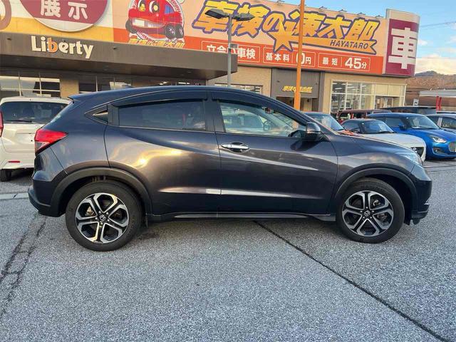 ヴェゼル Ｘ　ＥＴＣ　バックカメラ　オートクルーズコントロール　レーンアシスト　衝突被害軽減システム　ナビ　ＴＶ　オートライト　ＬＥＤヘッドランプ　アルミホイール　スマートキー（17枚目）