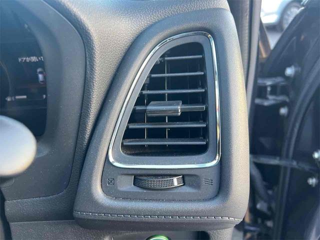 ヴェゼル Ｘ　ＥＴＣ　バックカメラ　オートクルーズコントロール　レーンアシスト　衝突被害軽減システム　ナビ　ＴＶ　オートライト　ＬＥＤヘッドランプ　アルミホイール　スマートキー（41枚目）