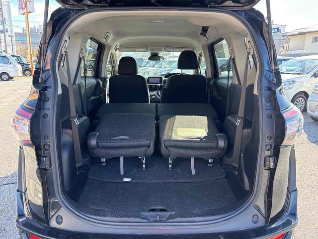 シエンタ Ｇ　ＥＴＣ　バックカメラ　ナビ　ＴＶ　レーンアシスト　衝突被害軽減システム　両側電動スライドドア　オートマチックハイビーム　スマートキー　アイドリングストップ　電動格納ミラー　シートヒーター　３列シート（29枚目）