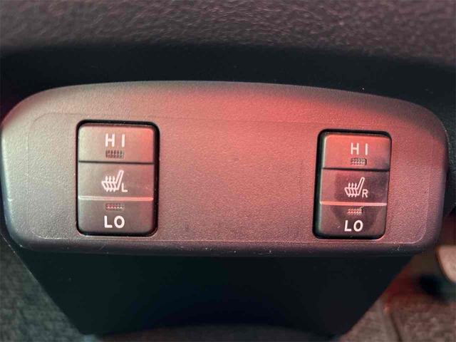 シエンタ Ｇ　ＥＴＣ　バックカメラ　ナビ　ＴＶ　レーンアシスト　衝突被害軽減システム　両側電動スライドドア　オートマチックハイビーム　スマートキー　アイドリングストップ　電動格納ミラー　シートヒーター　３列シート（39枚目）