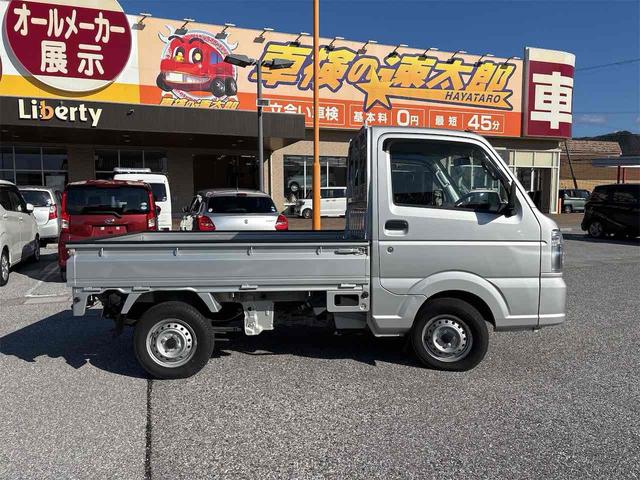 キャリイトラック ＫＣエアコン・パワステ　４ＷＤ　軽トラック　ＭＴ　エアコン　運転席エアバッグ　助手席エアバッグ（7枚目）
