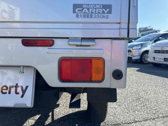 キャリイトラック ＫＣエアコン・パワステ　４ＷＤ　軽トラック　ＭＴ　エアコン　運転席エアバッグ　助手席エアバッグ（15枚目）