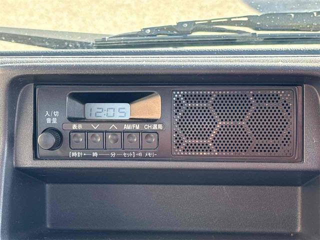 キャリイトラック ＫＣエアコン・パワステ　４ＷＤ　軽トラック　ＭＴ　エアコン　運転席エアバッグ　助手席エアバッグ（32枚目）