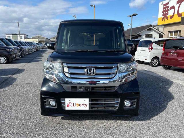 Ｎ－ＢＯＸカスタム Ｇ・Ｌパッケージ　ＥＴＣ　バックカメラ　両側スライド・片側電動　ナビ　ＴＶ　オートライト　スマートキー　アイドリングストップ　電動格納ミラー　ベンチシート　ＣＶＴ　ＥＳＣ　チップアップシート（11枚目）