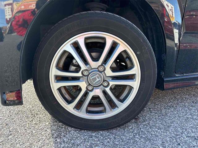 Ｎ－ＢＯＸカスタム Ｇ・Ｌパッケージ　ＥＴＣ　バックカメラ　両側スライド・片側電動　ナビ　ＴＶ　オートライト　スマートキー　アイドリングストップ　電動格納ミラー　ベンチシート　ＣＶＴ　ＥＳＣ　チップアップシート（23枚目）