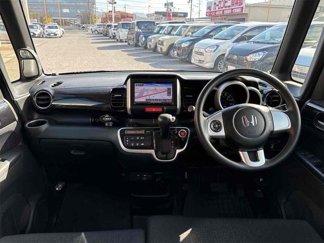 Ｎ－ＢＯＸカスタム Ｇ・Ｌパッケージ　ＥＴＣ　バックカメラ　両側スライド・片側電動　ナビ　ＴＶ　オートライト　スマートキー　アイドリングストップ　電動格納ミラー　ベンチシート　ＣＶＴ　ＥＳＣ　チップアップシート（29枚目）