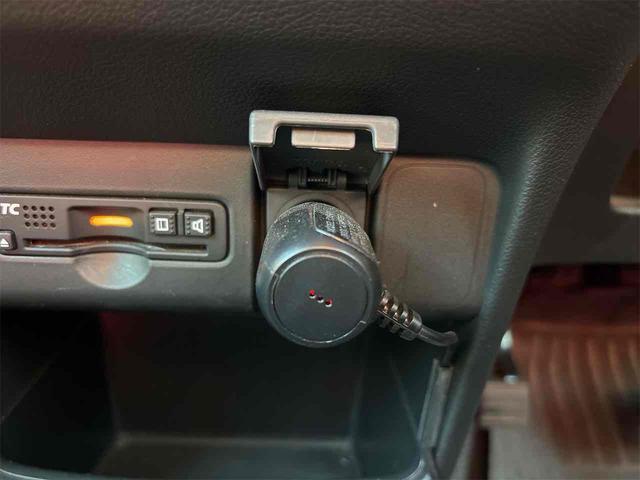 Ｎ－ＢＯＸカスタム Ｇ・Ｌパッケージ　ＥＴＣ　バックカメラ　両側スライド・片側電動　ナビ　ＴＶ　オートライト　スマートキー　アイドリングストップ　電動格納ミラー　ベンチシート　ＣＶＴ　ＥＳＣ　チップアップシート（47枚目）