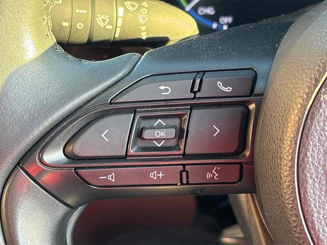 ヤリスクロス ハイブリッドＺ　全周囲カメラ　クリアランスソナー　オートクルーズコントロール　レーンアシスト　パワーシート　衝突被害軽減システム　ナビ　ＴＶ　オートマチックハイビーム　オートライト（28枚目）