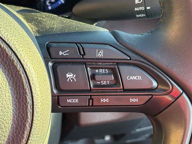 ヤリスクロス ハイブリッドＺ　全周囲カメラ　クリアランスソナー　オートクルーズコントロール　レーンアシスト　パワーシート　衝突被害軽減システム　ナビ　ＴＶ　オートマチックハイビーム　オートライト（29枚目）