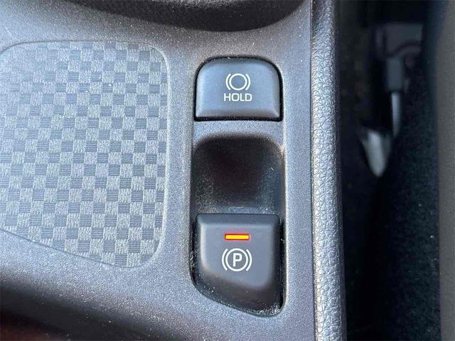 ヤリスクロス ハイブリッドＺ　全周囲カメラ　クリアランスソナー　オートクルーズコントロール　レーンアシスト　パワーシート　衝突被害軽減システム　ナビ　ＴＶ　オートマチックハイビーム　オートライト（48枚目）