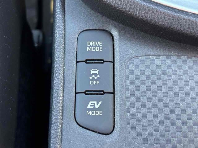 ヤリスクロス ハイブリッドＺ　全周囲カメラ　クリアランスソナー　オートクルーズコントロール　レーンアシスト　パワーシート　衝突被害軽減システム　ナビ　ＴＶ　オートマチックハイビーム　オートライト（49枚目）