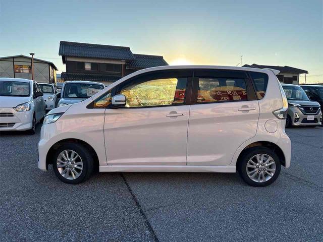 デイズ ハイウェイスターＸ　Ｖセレクション＋セーフティＩＩ　バックカメラ　衝突被害軽減システム　スマートキー　アイドリングストップ　電動格納ミラー　ＣＶＴ　ＡＢＳ　ＥＳＣ　ＣＤ　ミュージックプレイヤー接続可　アルミホイール　エアコン　パワーステアリング（21枚目）