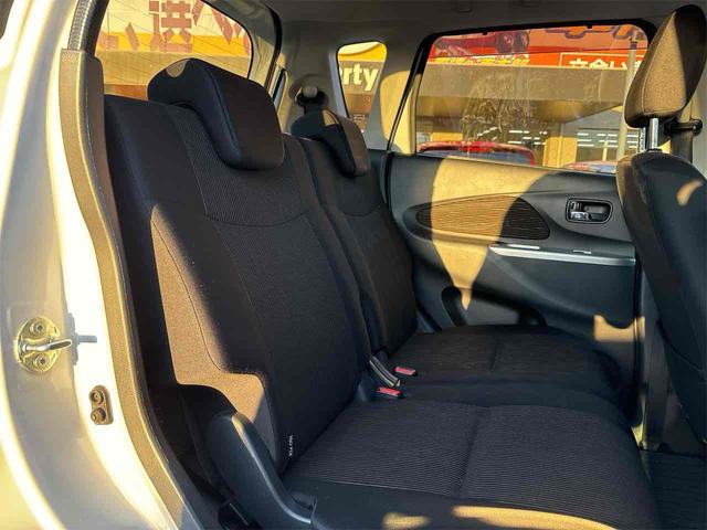 デイズ ハイウェイスターＸ　Ｖセレクション＋セーフティＩＩ　バックカメラ　衝突被害軽減システム　スマートキー　アイドリングストップ　電動格納ミラー　ＣＶＴ　ＡＢＳ　ＥＳＣ　ＣＤ　ミュージックプレイヤー接続可　アルミホイール　エアコン　パワーステアリング（34枚目）