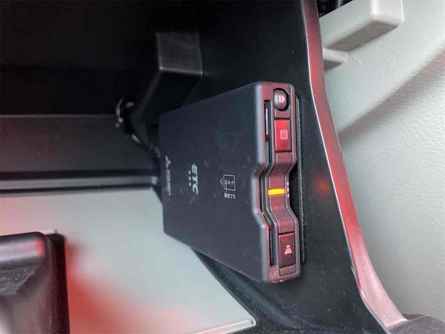 エブリイワゴン ＰＺターボ　ＥＴＣ　バックカメラ　両側スライド・片側電動　ナビ　ＴＶ　クリアランスソナー　レーンアシスト　衝突被害軽減システム　オートライト　スマートキー　電動格納ミラー　ベンチシート　ＡＴ　ＥＳＣ　ＣＤ　ＵＳＢ（8枚目）