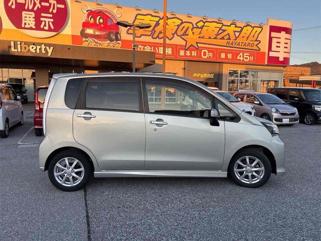 ムーヴ カスタム　Ｘ　ＳＡ　社外ナビ　ＴＶ　ＥＴＣ　衝突被害軽減システム　スマートキー　アイドリングストップ　電動格納ミラー　ベンチシート　ＣＶＴ　ＥＳＣ　ＣＤ　ＤＶＤ再生　ＵＳＢ　Ｂｌｕｅｔｏｏｔｈ（11枚目）