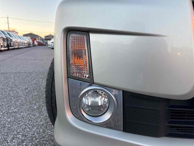 ムーヴ カスタム　Ｘ　ＳＡ　社外ナビ　ＴＶ　ＥＴＣ　衝突被害軽減システム　スマートキー　アイドリングストップ　電動格納ミラー　ベンチシート　ＣＶＴ　ＥＳＣ　ＣＤ　ＤＶＤ再生　ＵＳＢ　Ｂｌｕｅｔｏｏｔｈ（20枚目）