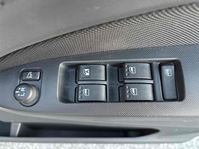 ムーヴ カスタム　Ｘ　ＳＡ　社外ナビ　ＴＶ　ＥＴＣ　衝突被害軽減システム　スマートキー　アイドリングストップ　電動格納ミラー　ベンチシート　ＣＶＴ　ＥＳＣ　ＣＤ　ＤＶＤ再生　ＵＳＢ　Ｂｌｕｅｔｏｏｔｈ（27枚目）